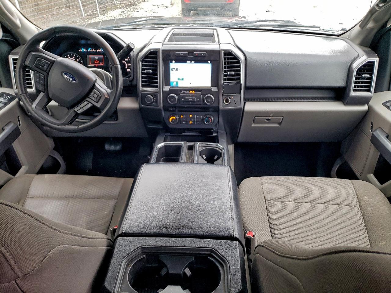 2017 FORD F150 SUPERCREW photo 8