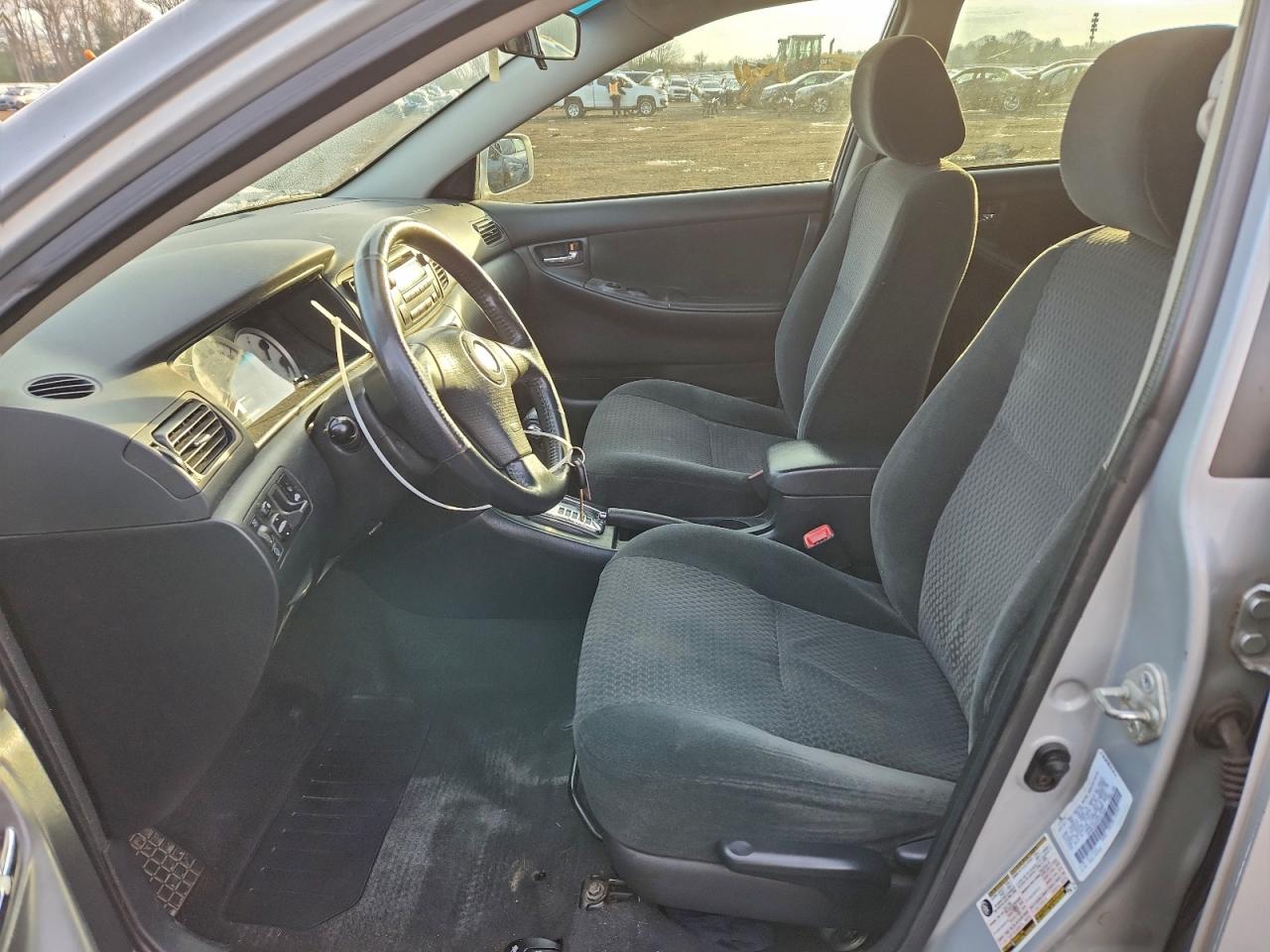 2005 TOYOTA COROLLA CE photo 13
