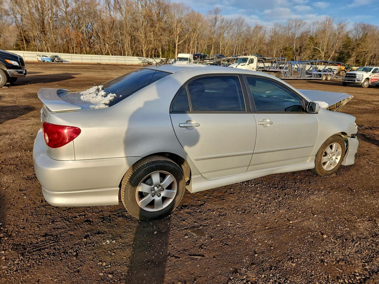 2005 TOYOTA COROLLA CE photo 5