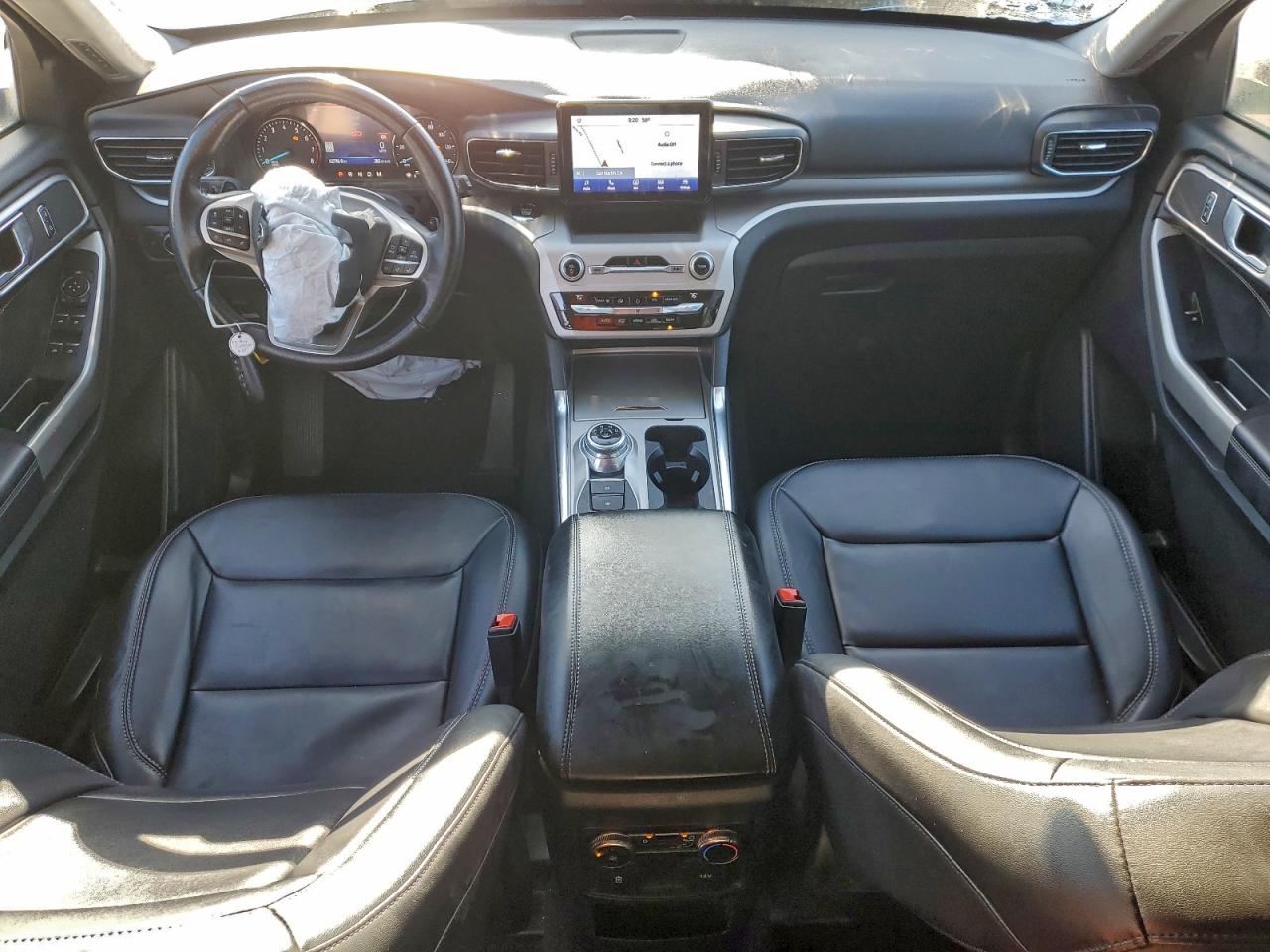 2021 FORD EXPLORER XLT photo 8