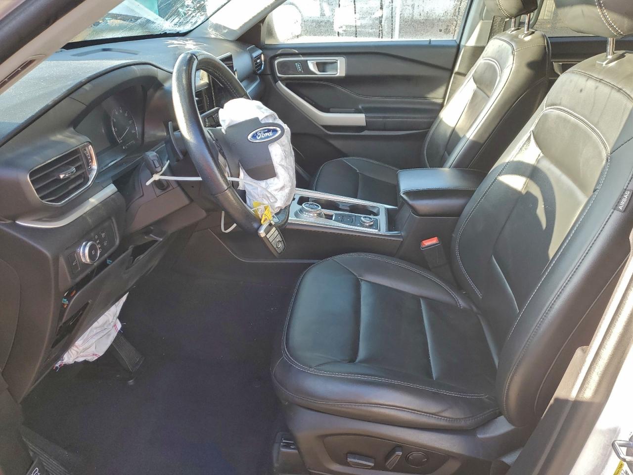 2021 FORD EXPLORER XLT photo 7