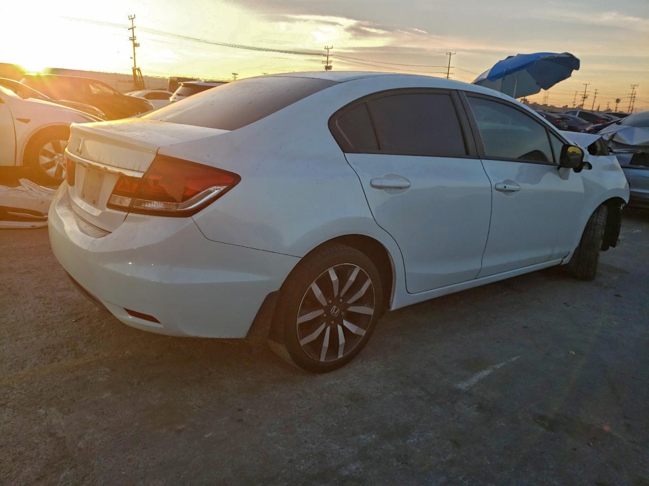2015 HONDA CIVIC EXL photo 5