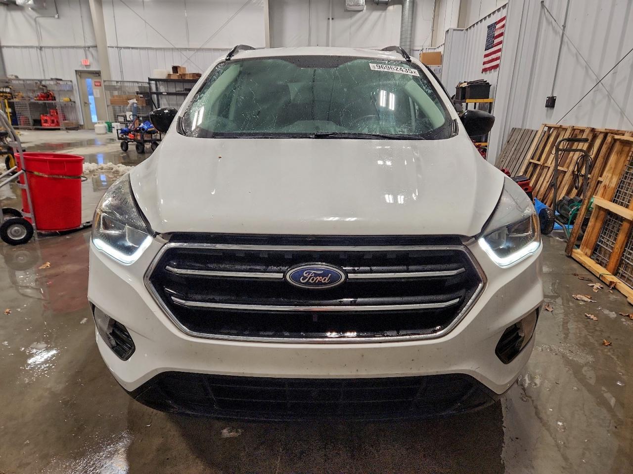 2017 FORD ESCAPE SE photo 13