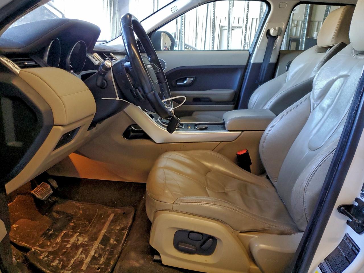 2014 LAND ROVER RANGE ROVER EVOQUE PURE PLUS photo 19