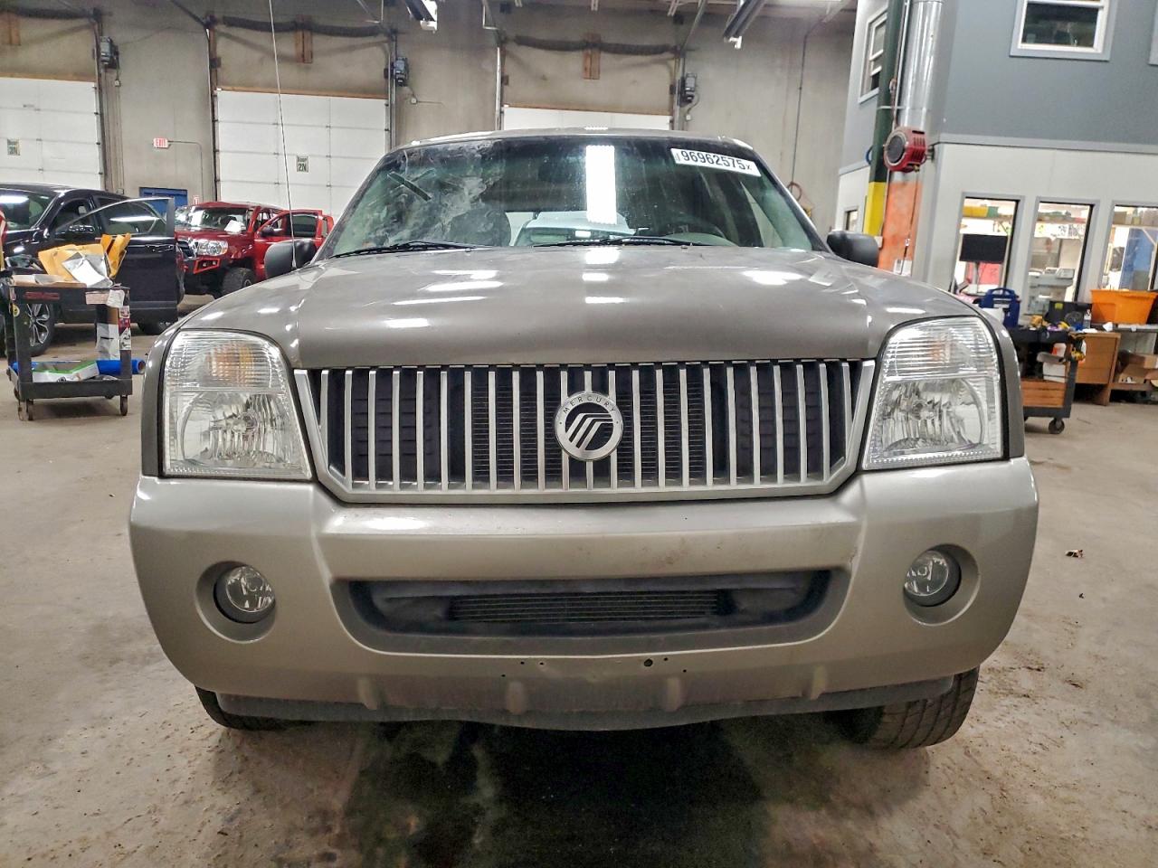 2002 MERCURY MOUNTAINEER photo 13