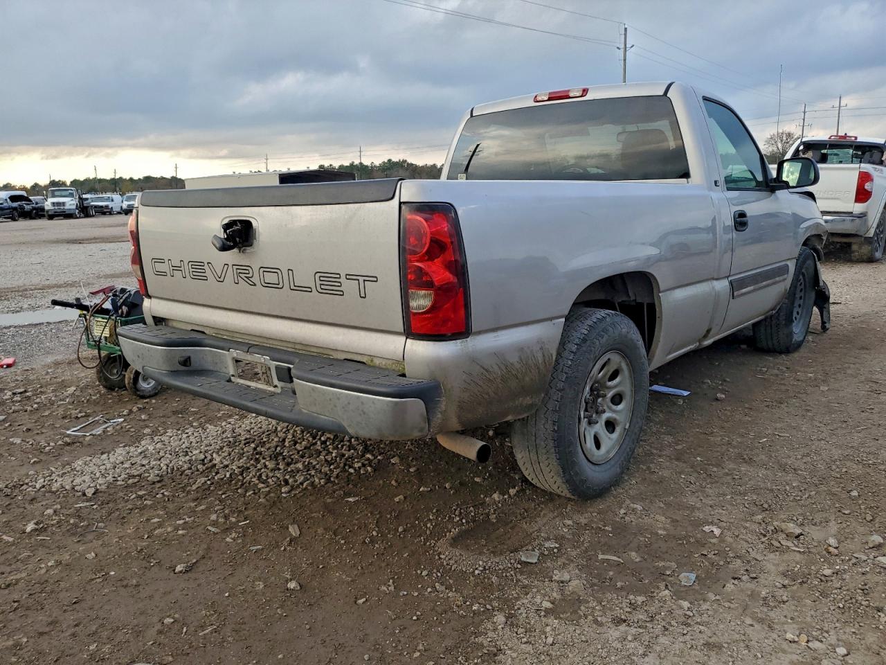 2006 CHEVROLET SILVERADO C1500 photo 7