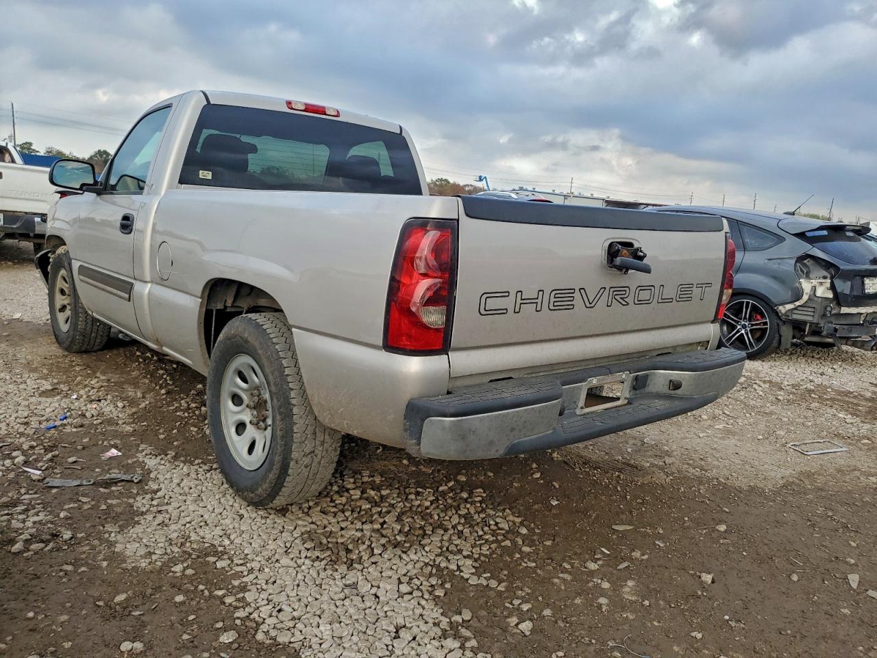 2006 CHEVROLET SILVERADO C1500 photo 4