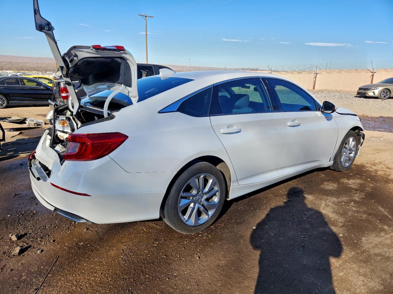 2020 HONDA ACCORD LX photo 5