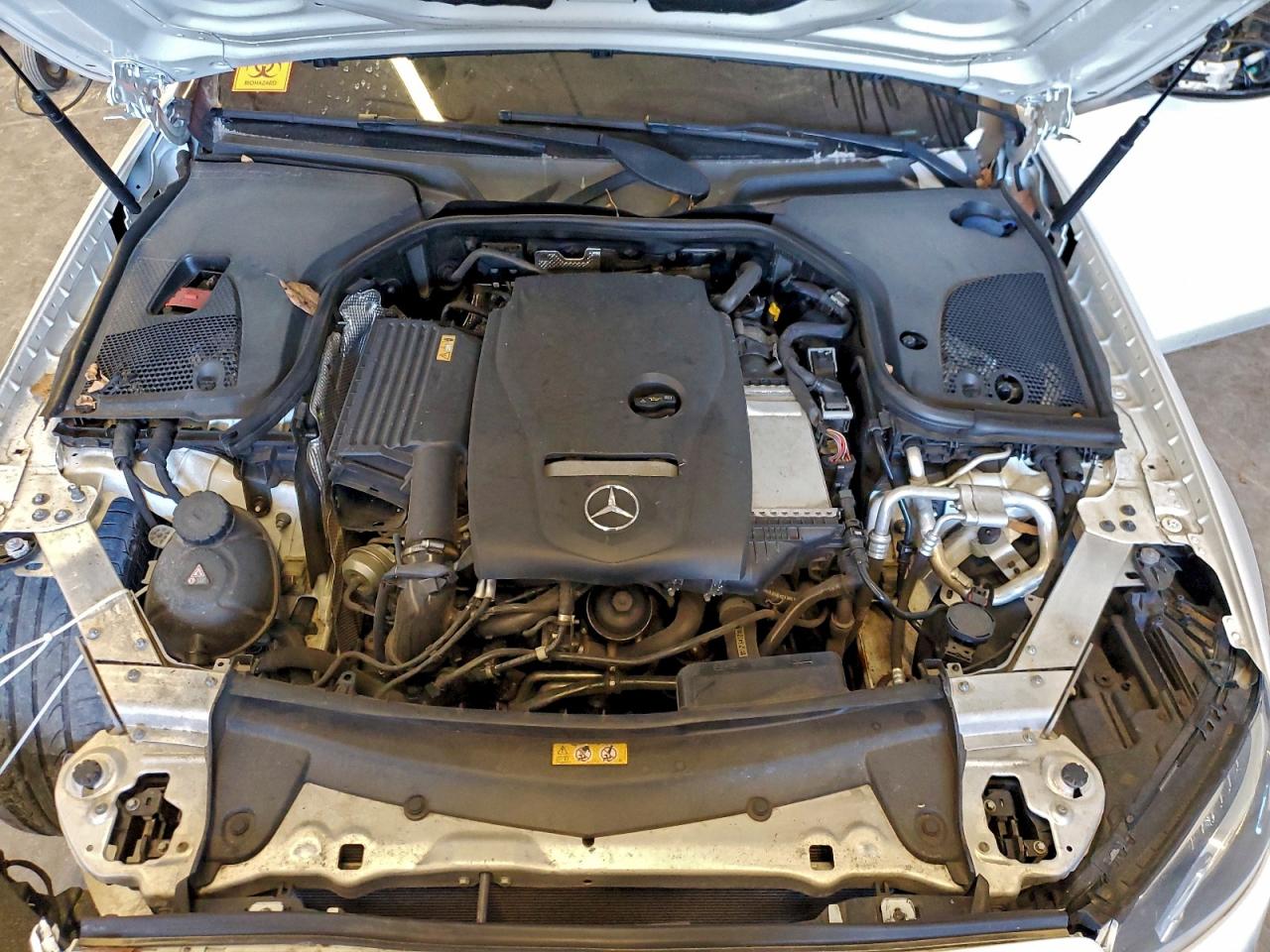 2017 MERCEDES-BENZ E 300 photo 31