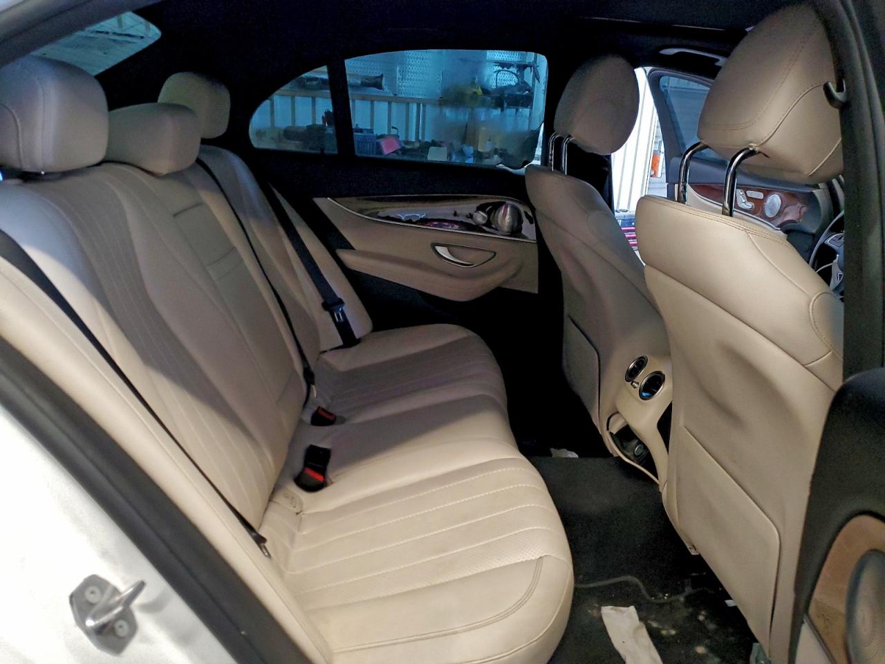 2017 MERCEDES-BENZ E 300 photo 28