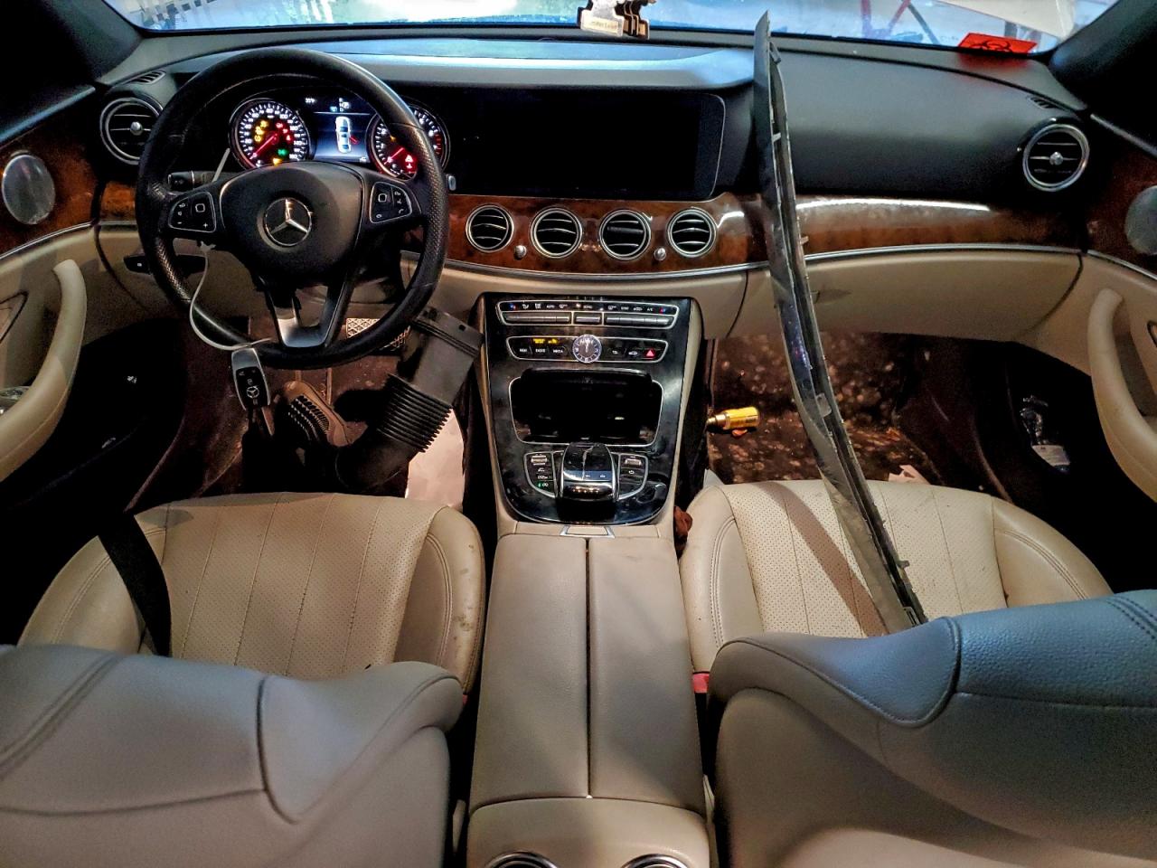 2017 MERCEDES-BENZ E 300 photo 22
