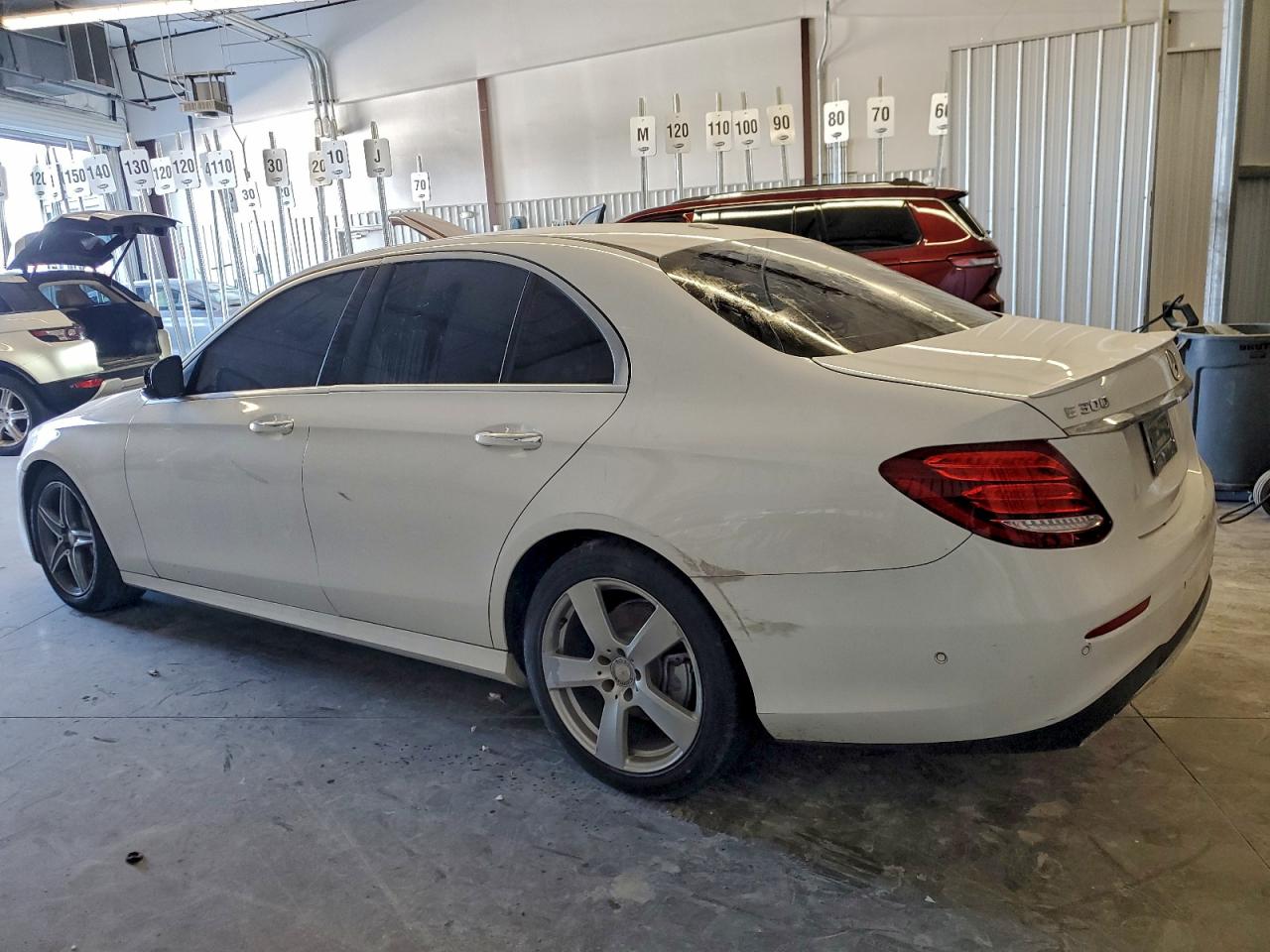 2017 MERCEDES-BENZ E 300 photo 4