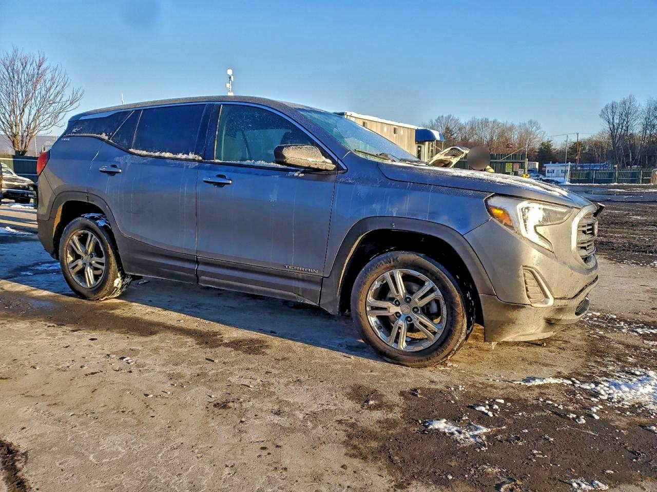 2019 GMC TERRAIN SLE photo 4