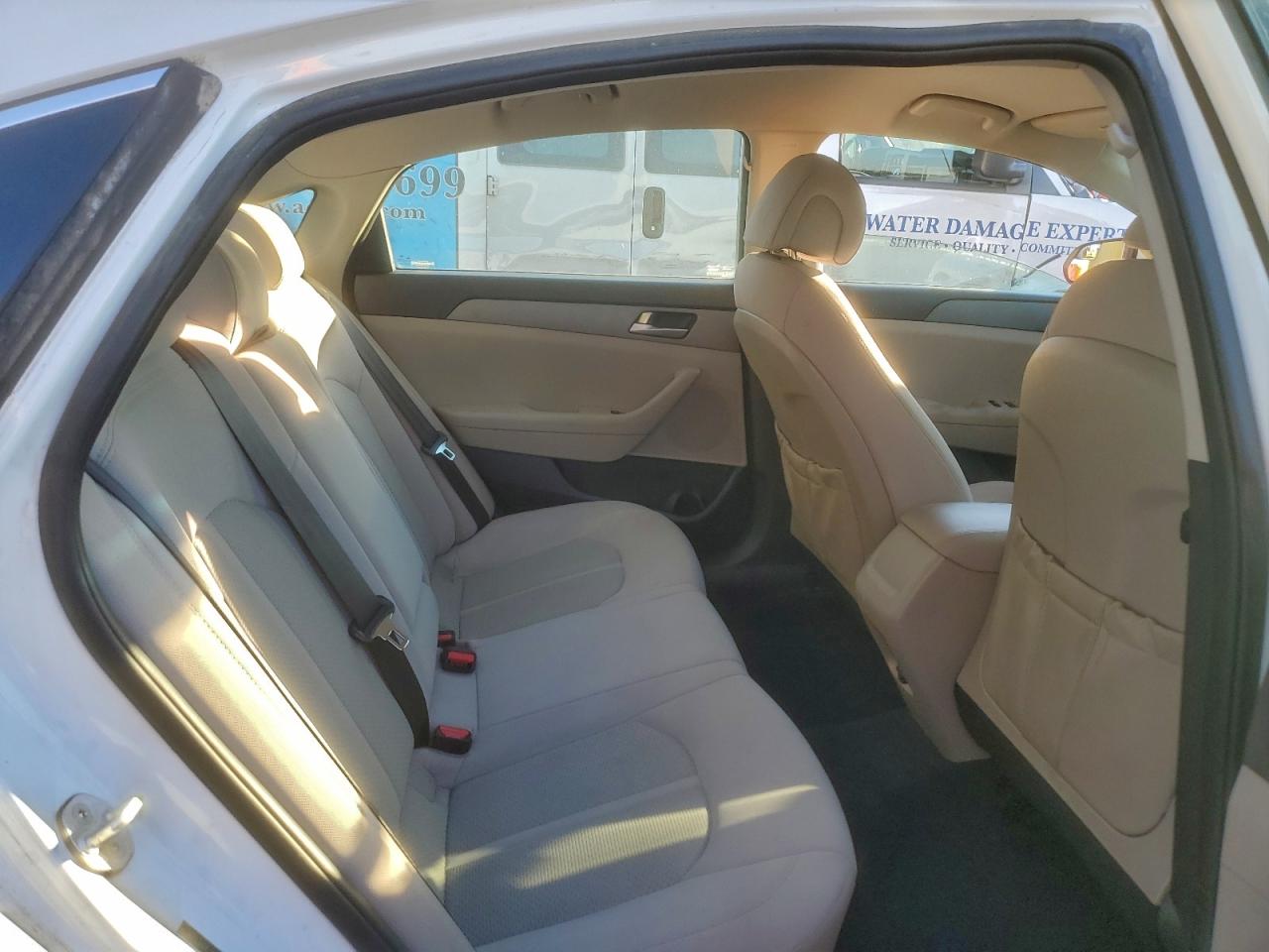 2017 HYUNDAI SONATA SE photo 19