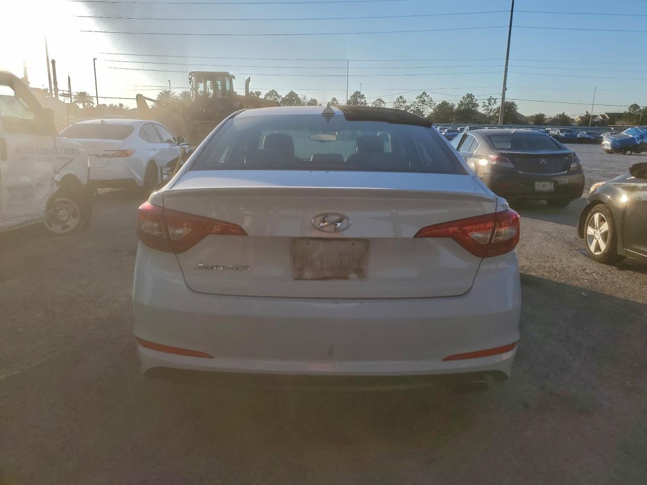 2017 HYUNDAI SONATA SE photo 11