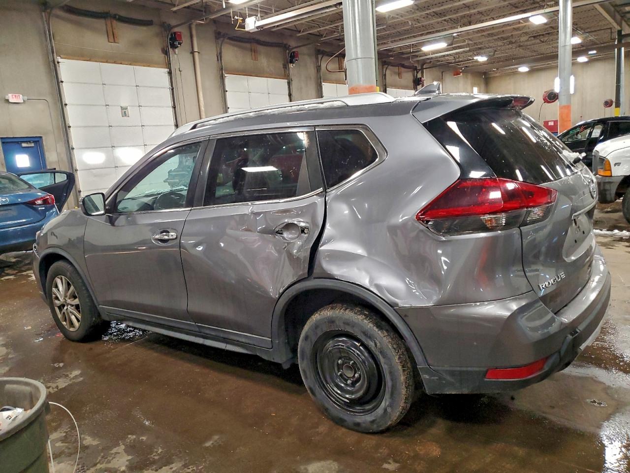 2018 NISSAN ROGUE S photo 3