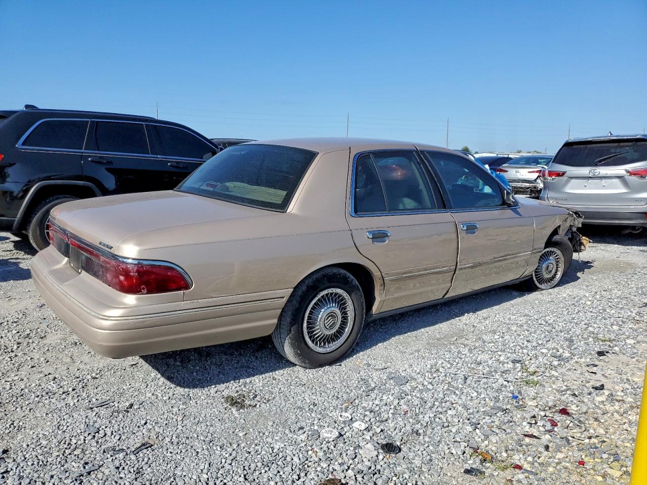 1997 MERCURY GRAND MARQUIS GS photo 5