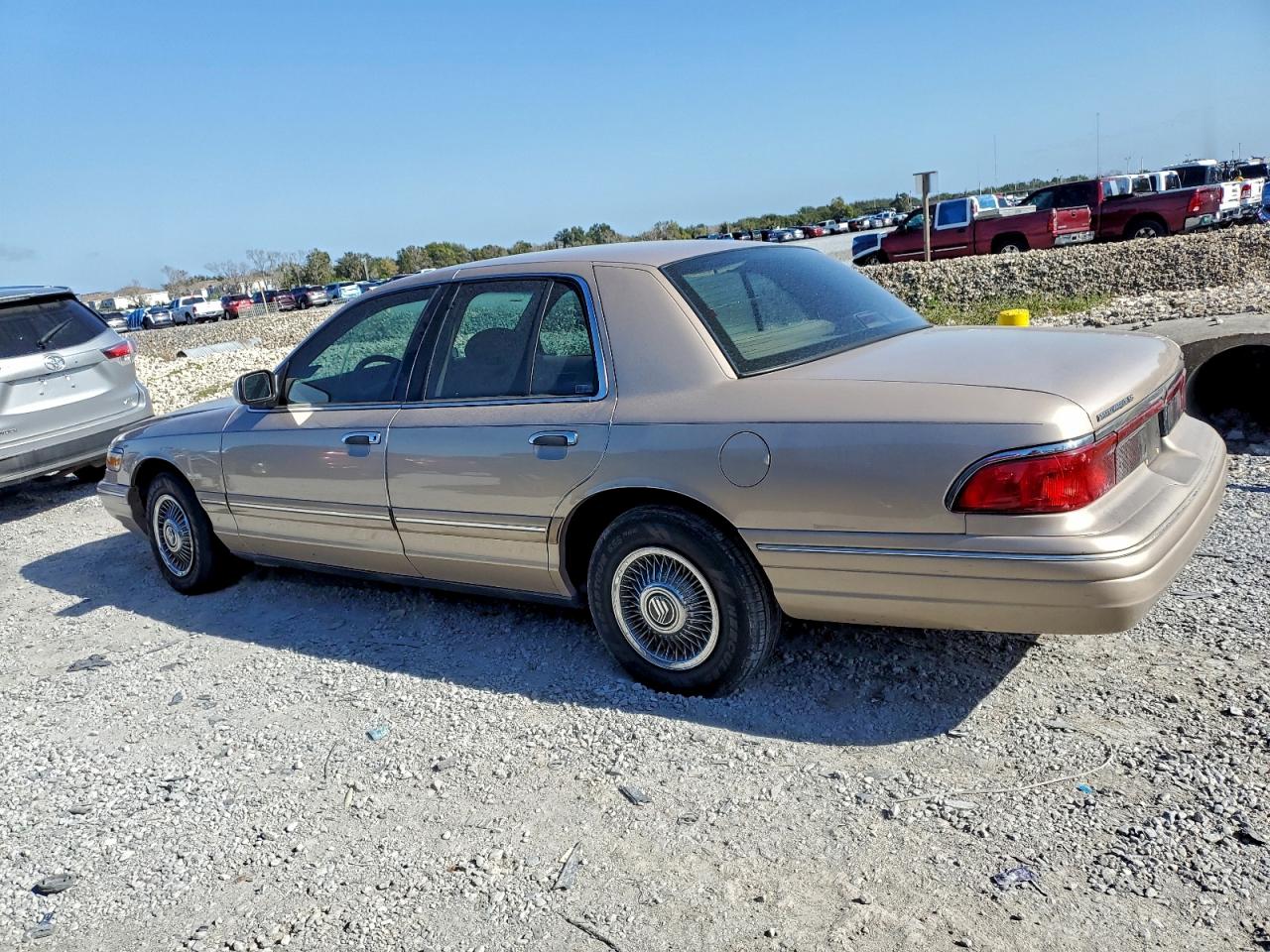 1997 MERCURY GRAND MARQUIS GS photo 3