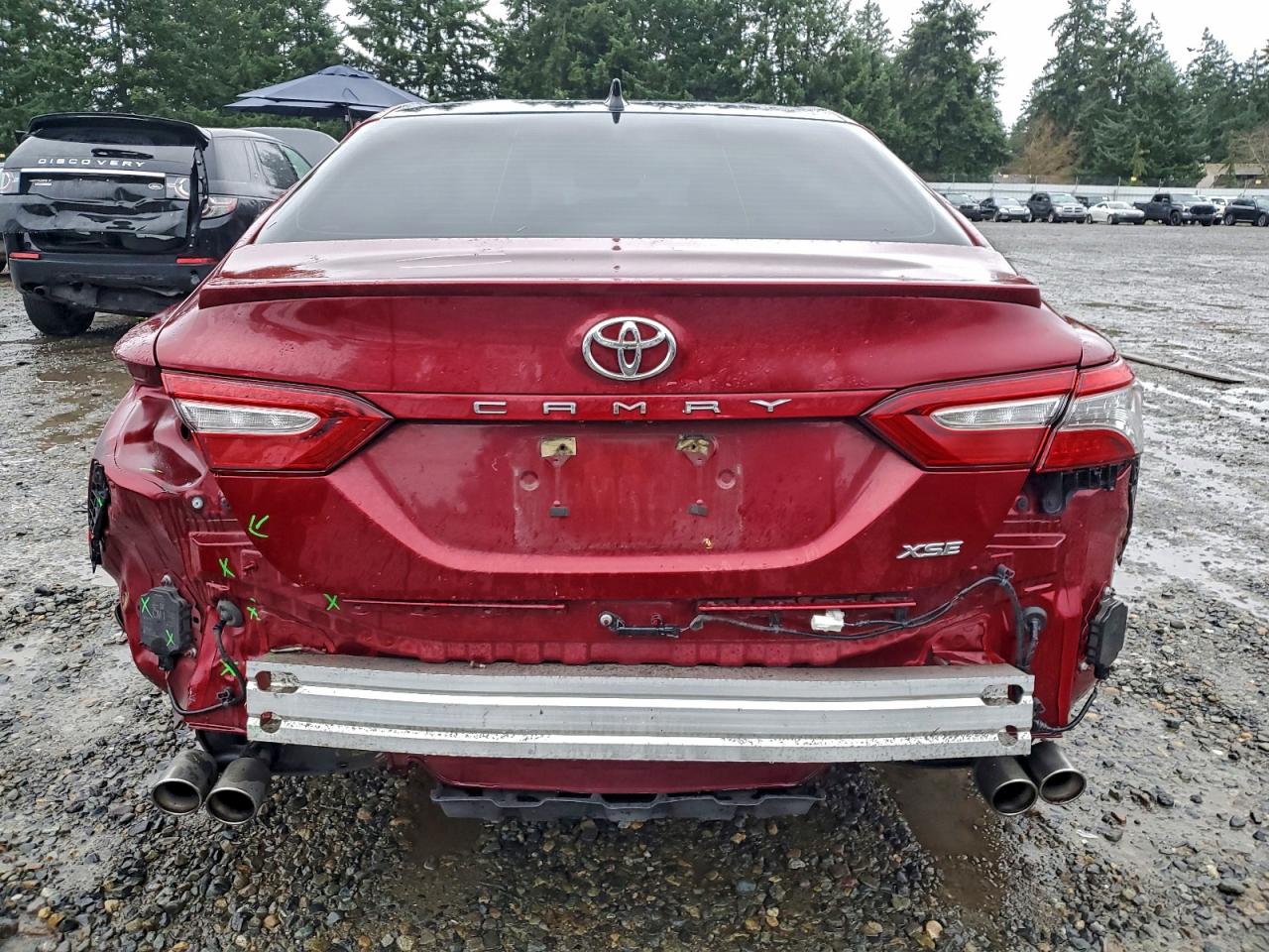 2018 TOYOTA CAMRY XSE photo 16