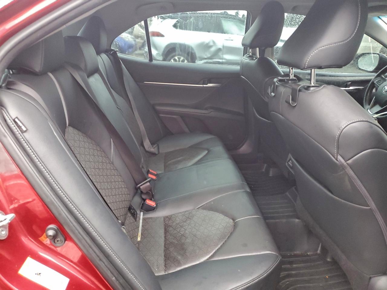 2018 TOYOTA CAMRY XSE photo 28