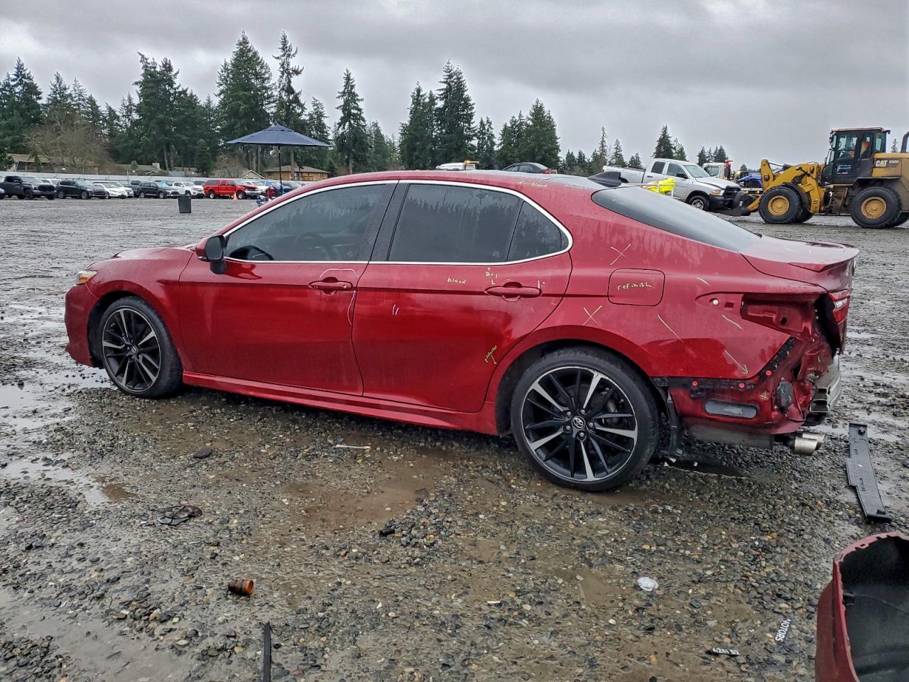 2018 TOYOTA CAMRY XSE photo 4