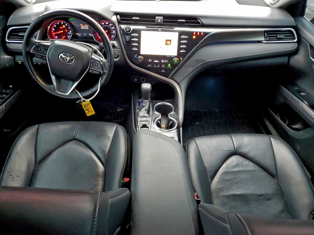 2018 TOYOTA CAMRY XSE photo 22