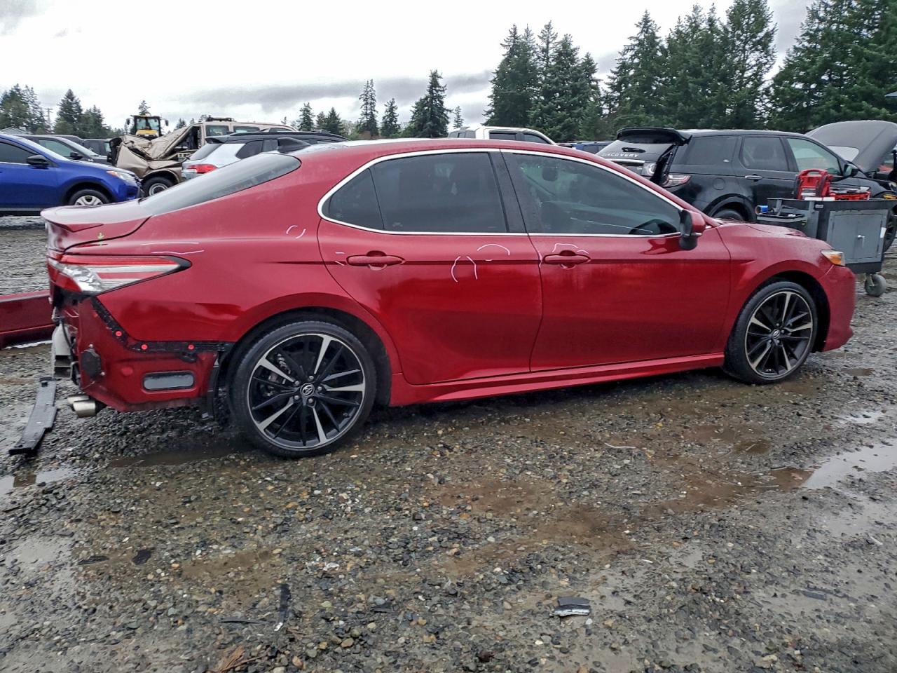2018 TOYOTA CAMRY XSE photo 7