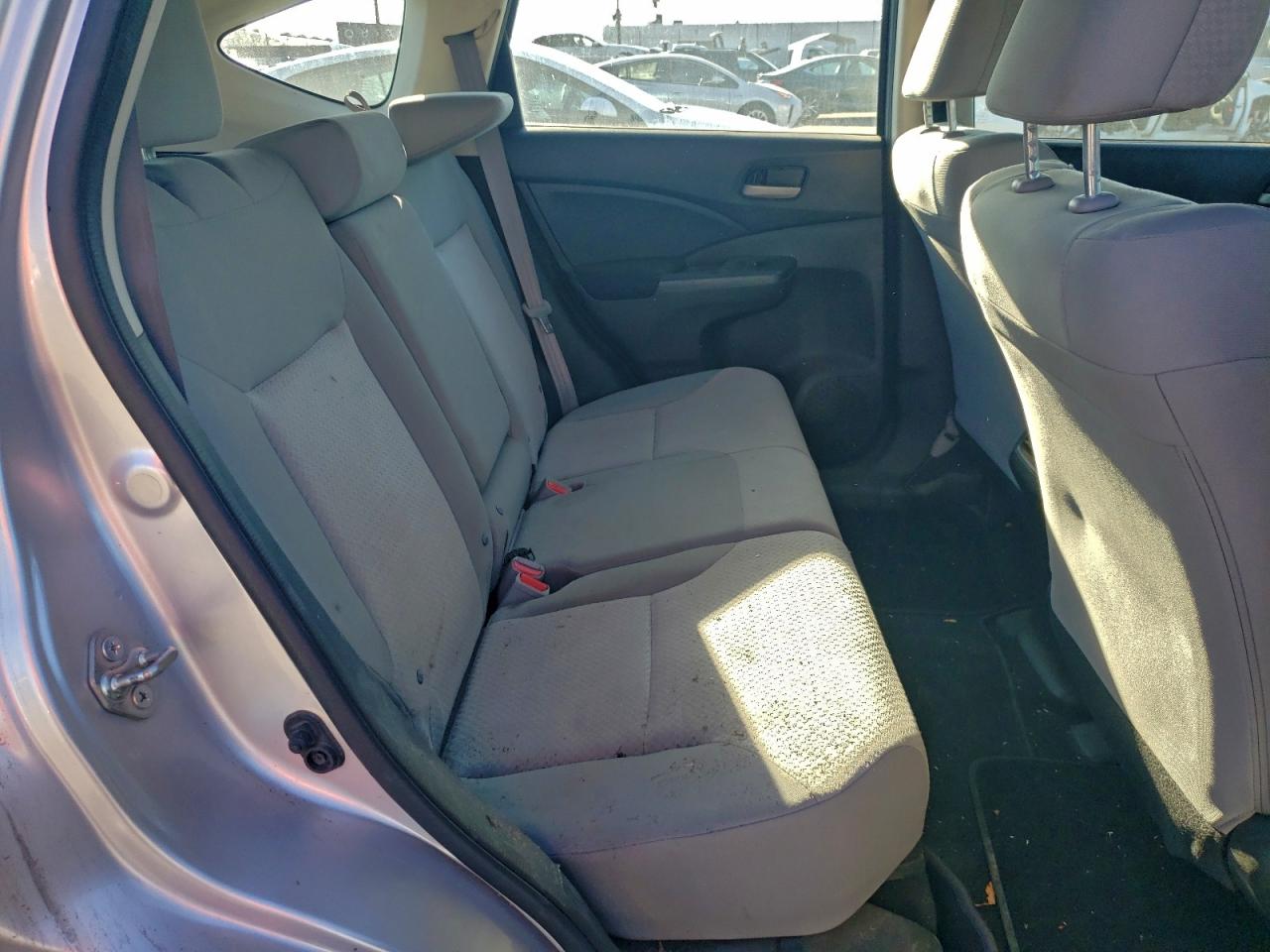 2016 HONDA CR-V LX photo 11