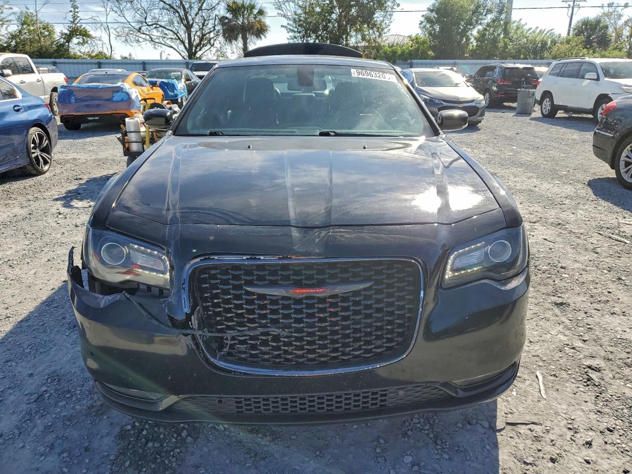 2022 CHRYSLER 300 S photo 9