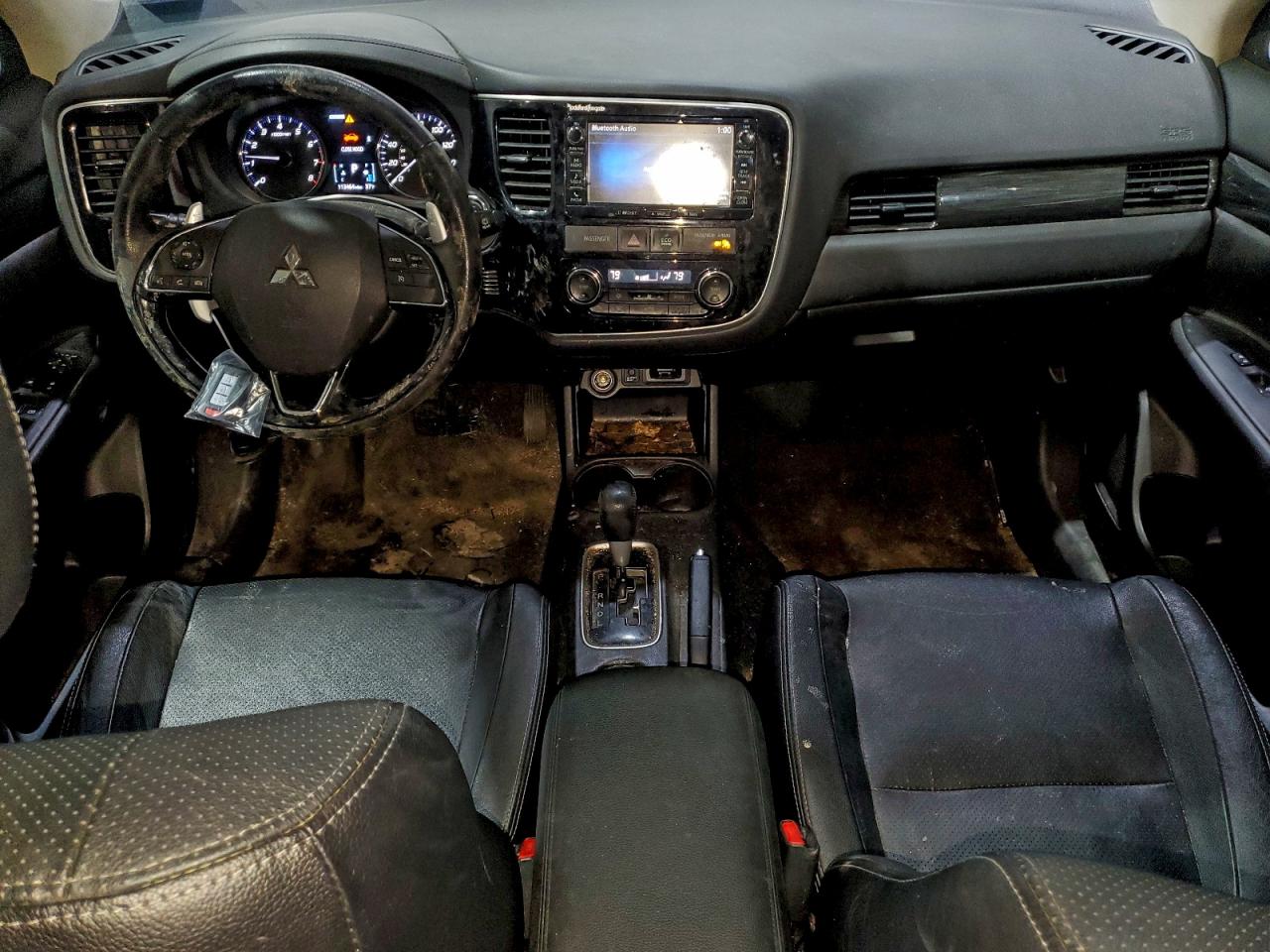 2016 MITSUBISHI OUTLANDER GT photo 8