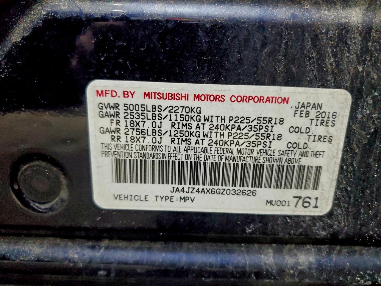 2016 MITSUBISHI OUTLANDER GT photo 13