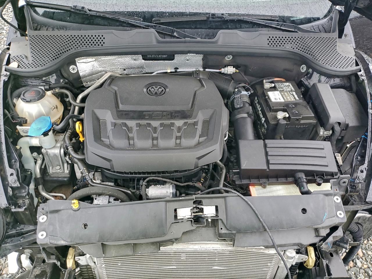 2018 VOLKSWAGEN BEETLE SE photo 21