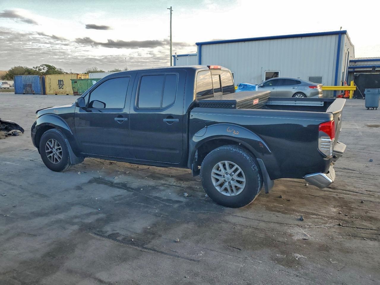 2019 NISSAN FRONTIER S photo 3