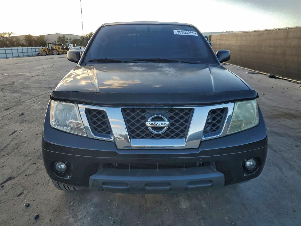 2019 NISSAN FRONTIER S photo 9