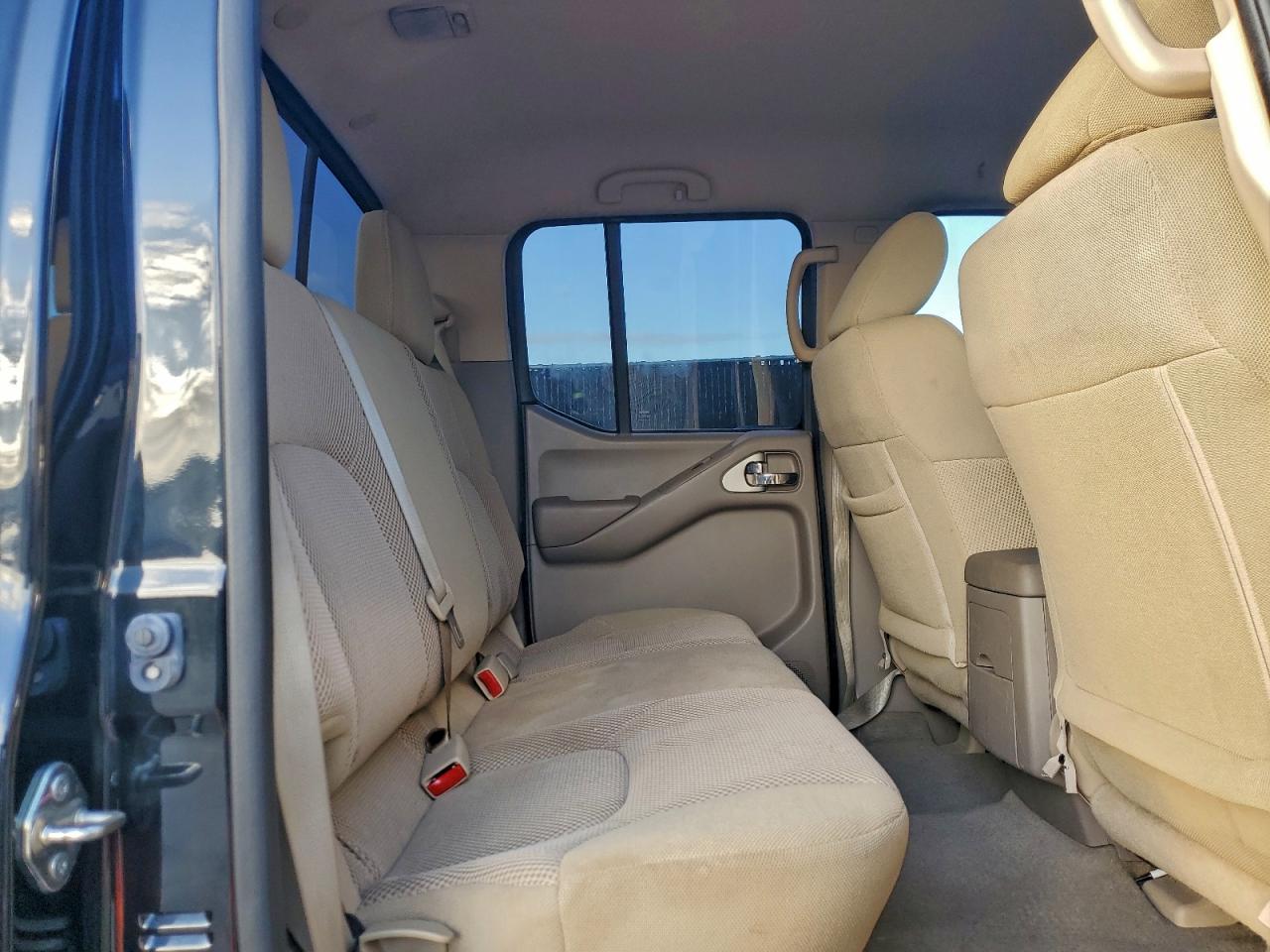 2019 NISSAN FRONTIER S photo 19