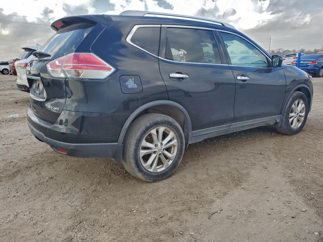 2016 NISSAN ROGUE S photo 3