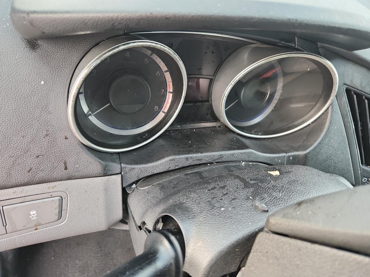 2011 HYUNDAI SONATA GLS photo 9