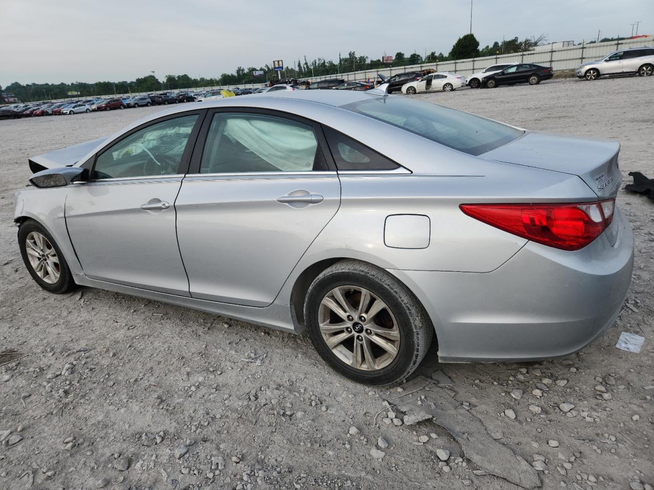 2011 HYUNDAI SONATA GLS photo 2