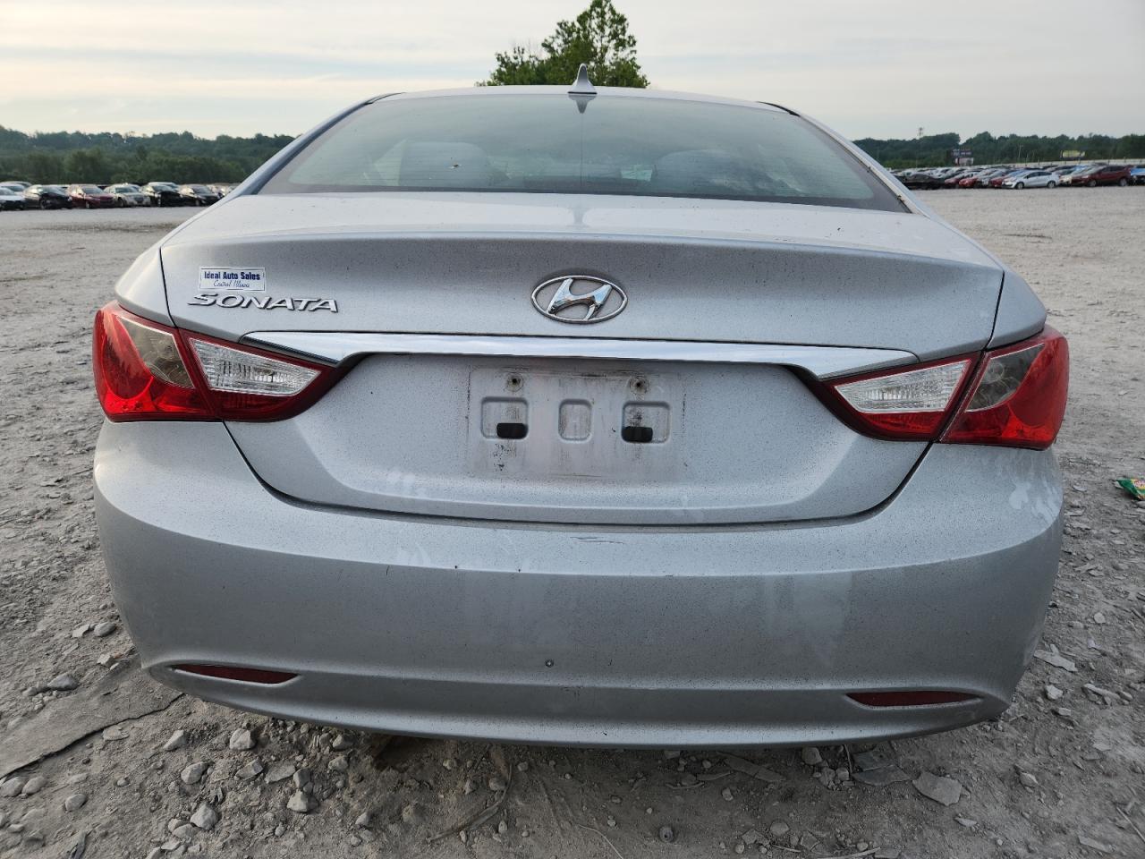 2011 HYUNDAI SONATA GLS photo 6