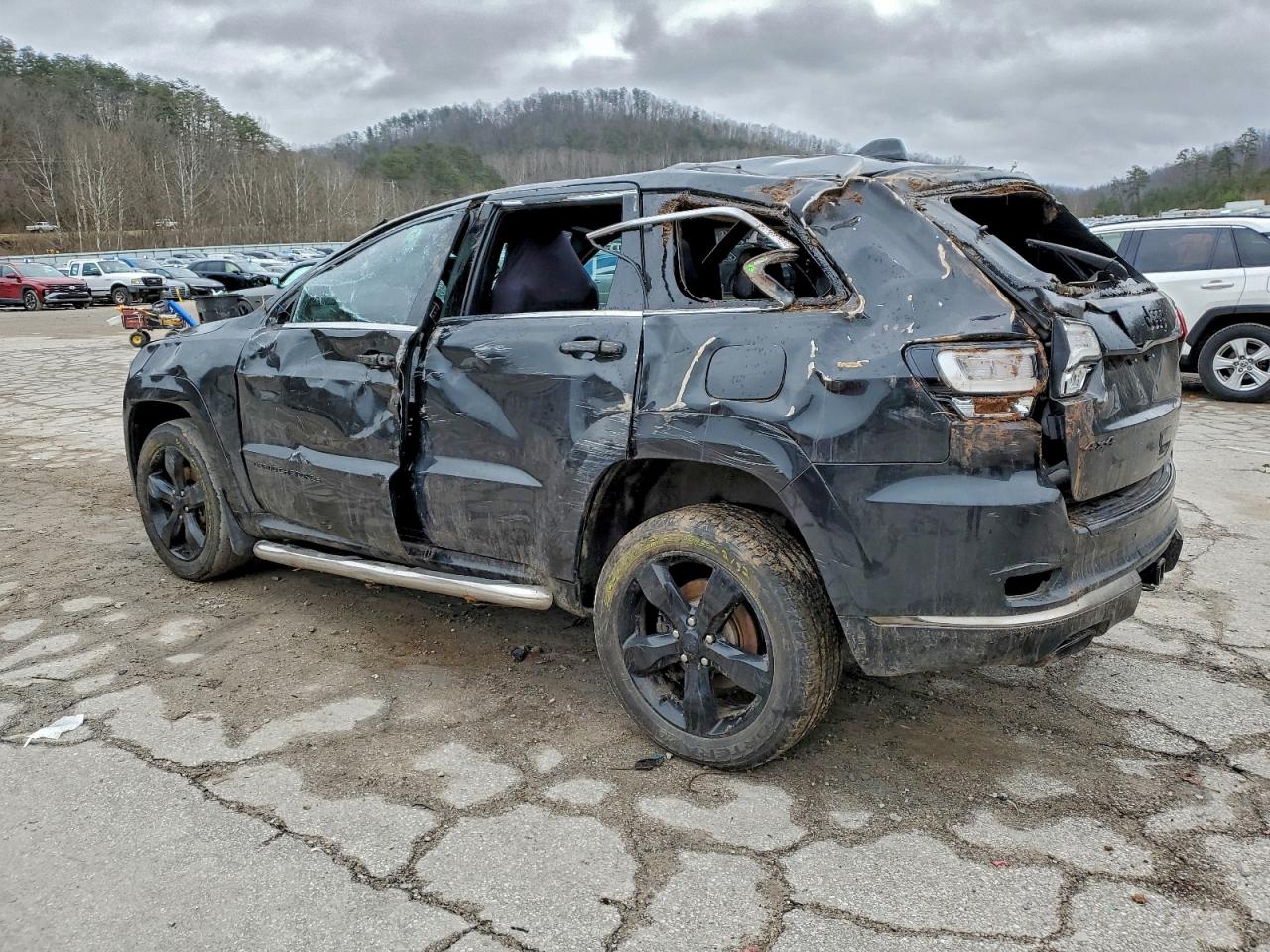 2015 JEEP GRAND CHEROKEE OVERLAND photo 2