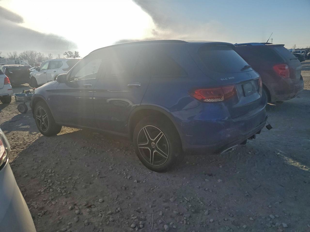 2022 MERCEDES-BENZ GLC 300 4MATIC photo 2