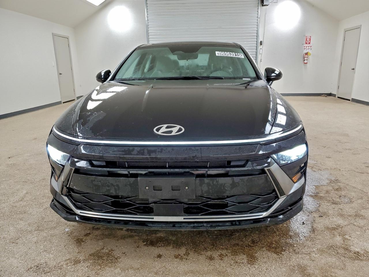 2025 HYUNDAI SONATA SEL photo 9