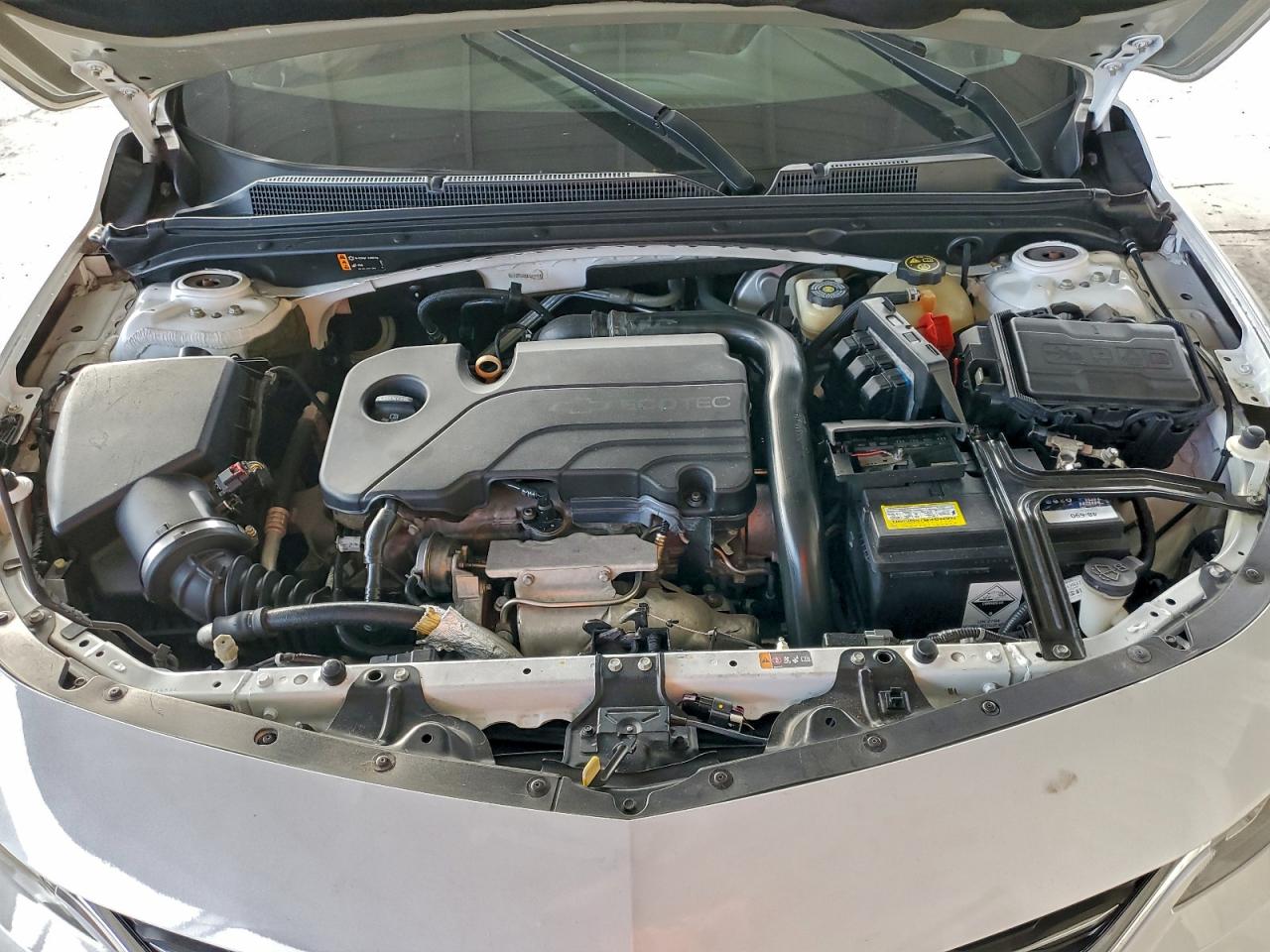 2017 CHEVROLET MALIBU LT photo 11