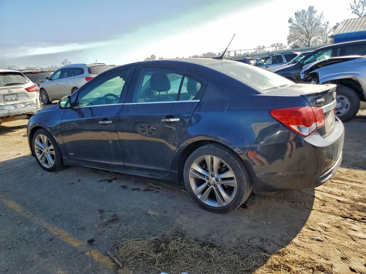 2014 CHEVROLET CRUZE LTZ photo 2