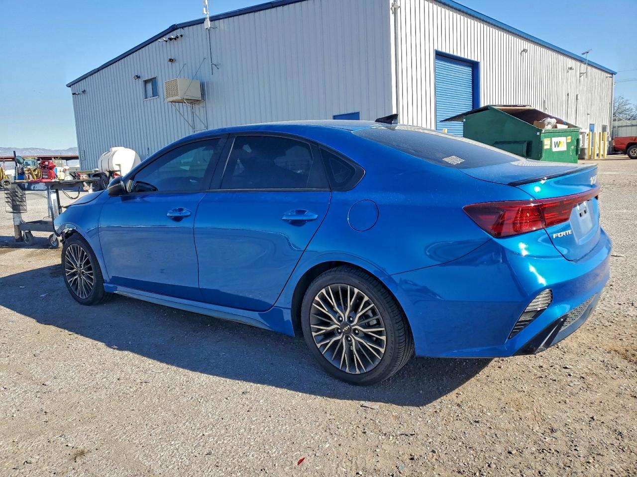 2024 KIA FORTE GT LINE photo 4