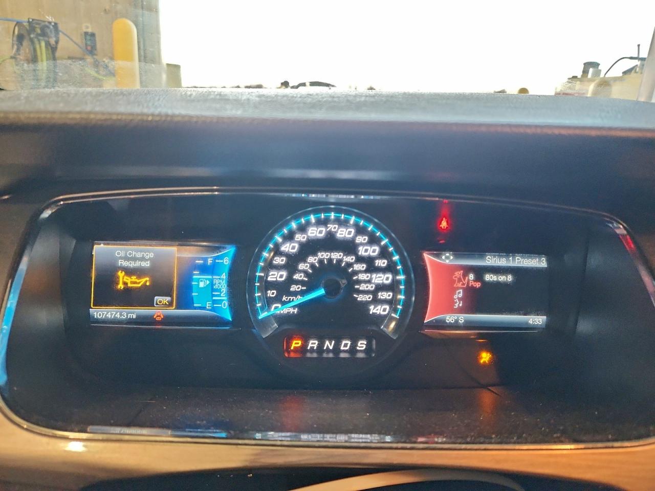 2015 FORD TAURUS SEL photo 9