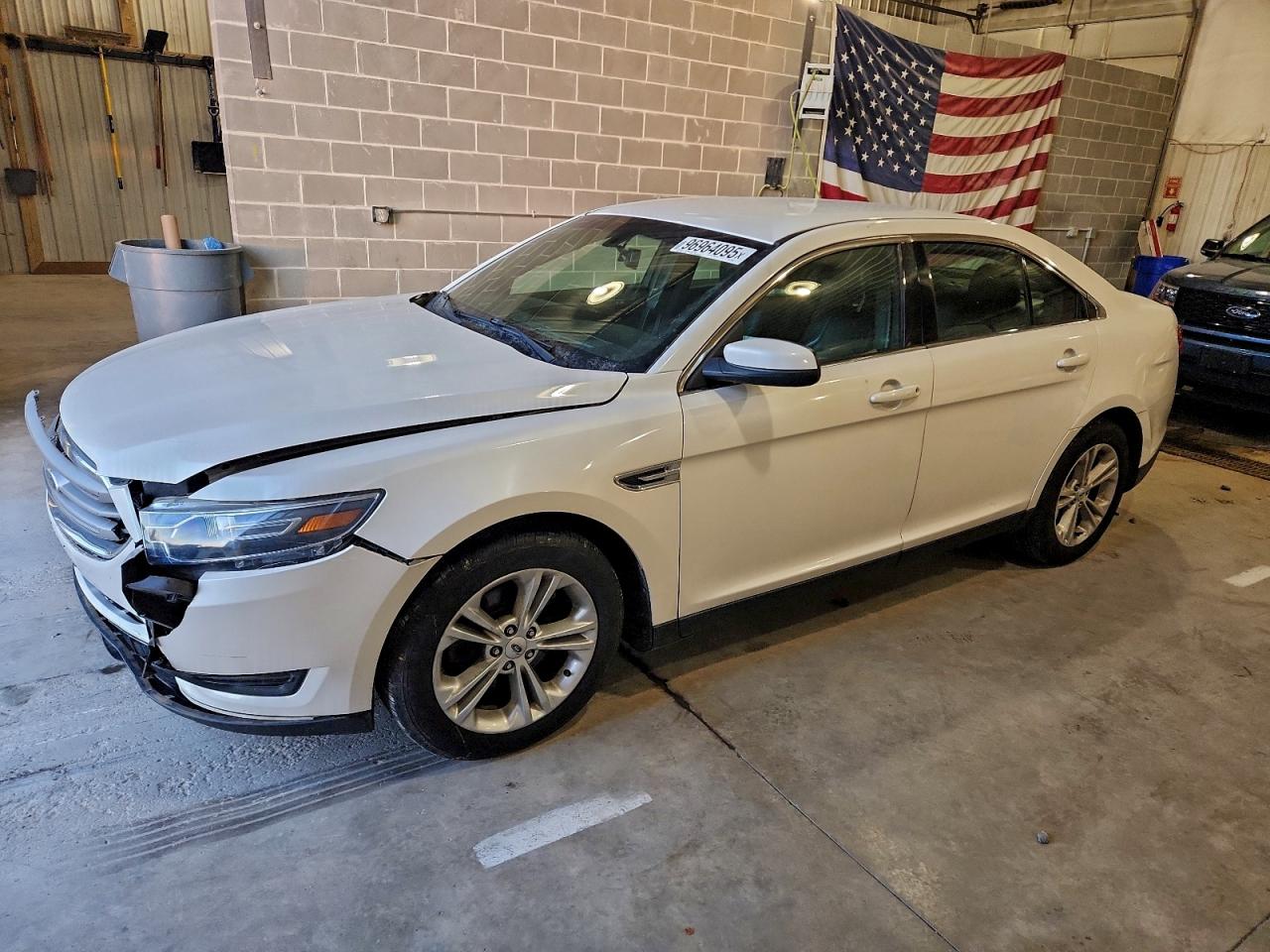 2015 FORD TAURUS