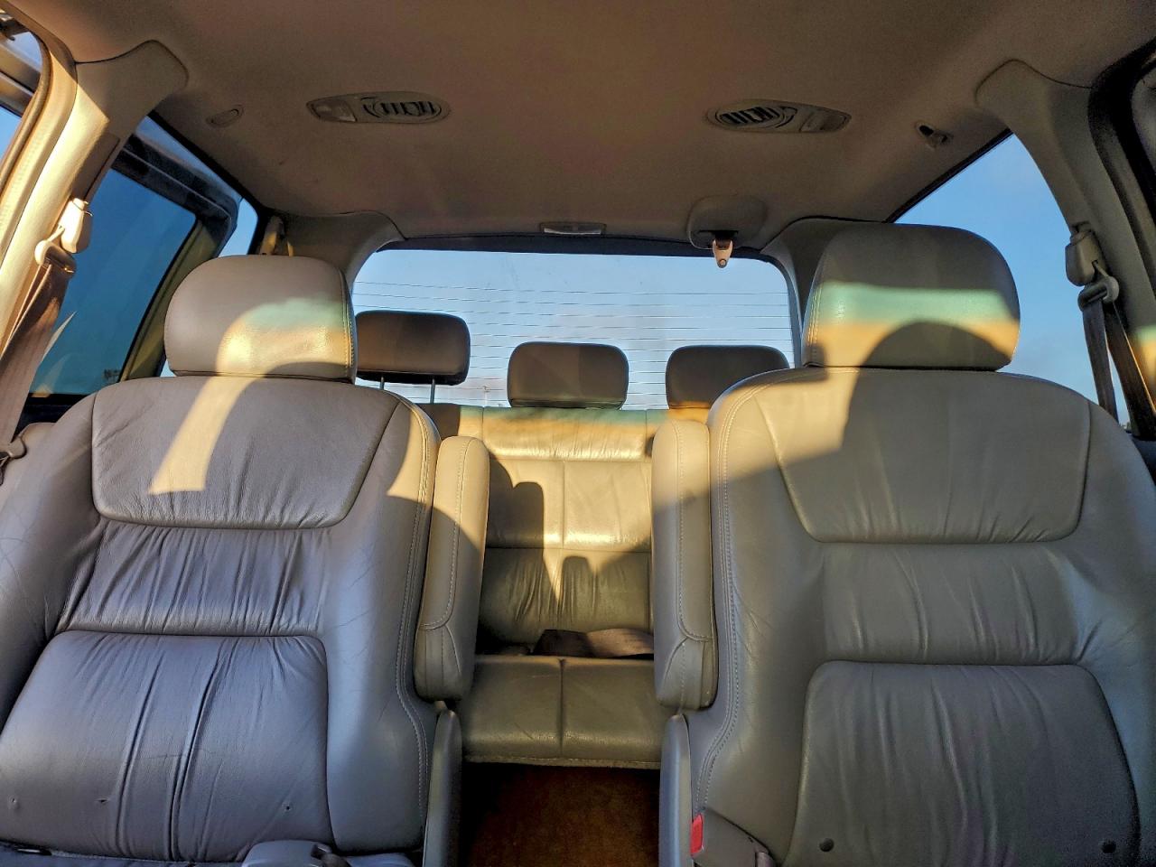 2002 HONDA ODYSSEY EXL photo 10