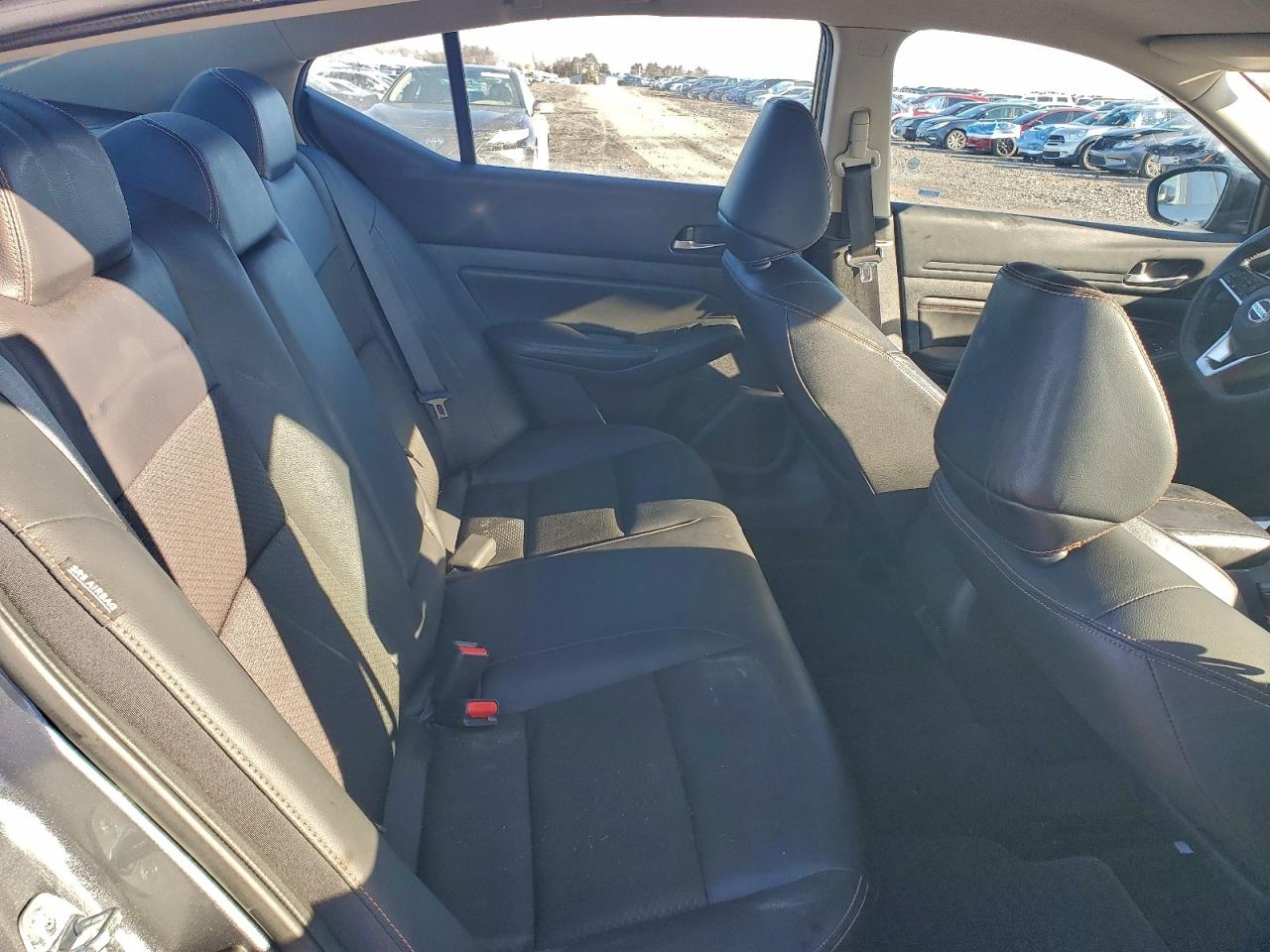 2019 NISSAN ALTIMA SR photo 19