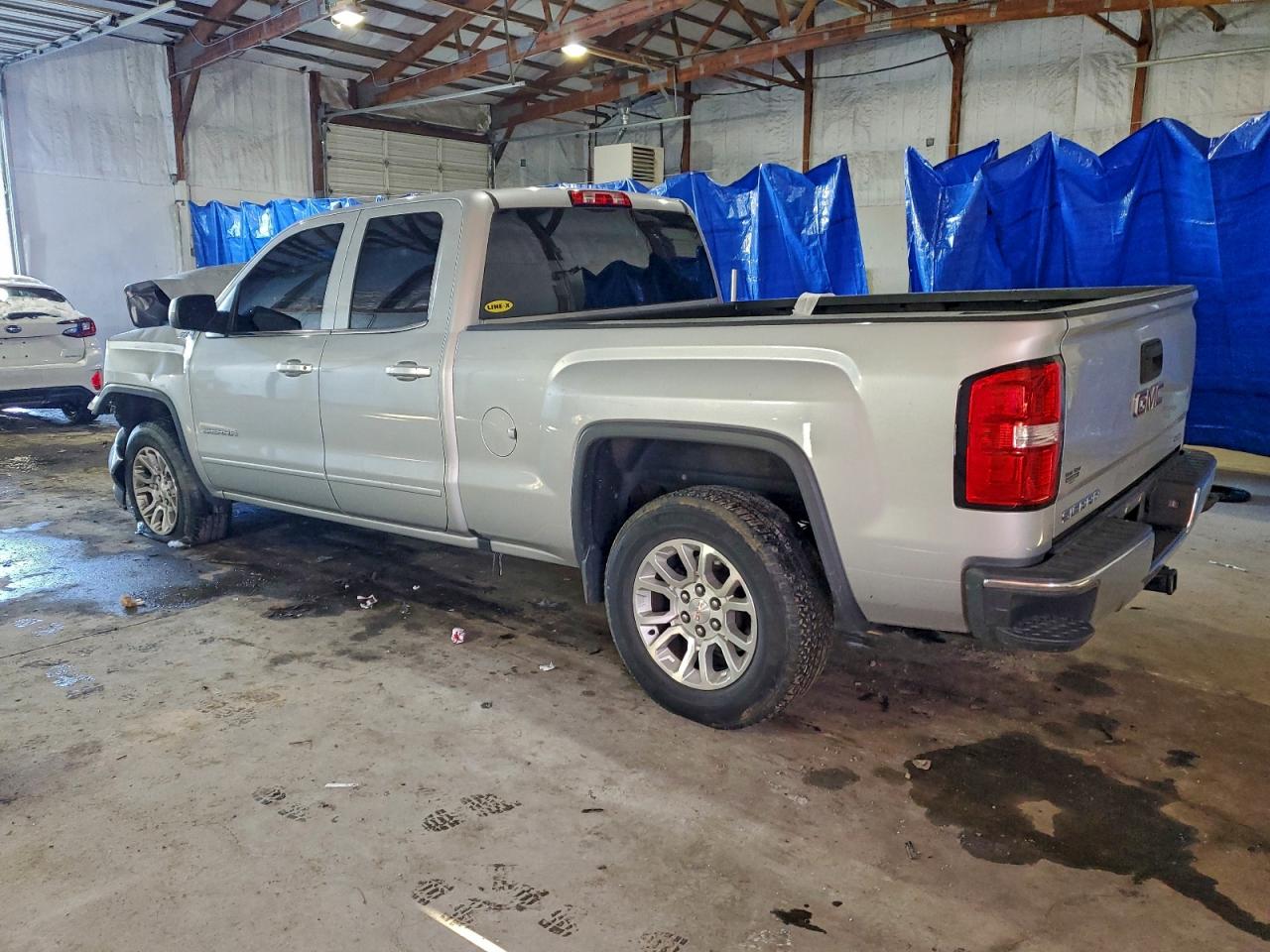 2017 GMC SIERRA K1500 SLE photo 2